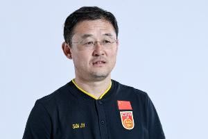 李璇谈孙继海青训风波：觉得机构违规收费，就找相关部门仲裁