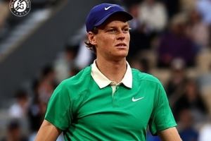 辛纳：莫德里奇是世界最佳球员之一，如果他加盟米兰就太好了