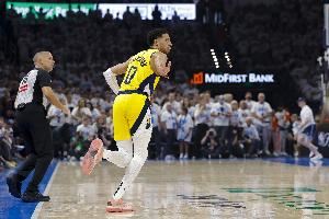 🥵这也能赢？步行者全场24次失误 比雷霆多了18次啊！