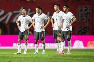 北青体育：受伤国脚今日接受进一步检查，不排除补招其他球员可能