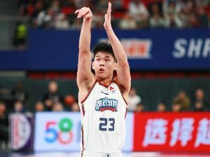 ：林葳结束独行侠试训 投篮是当日试训球员第二！